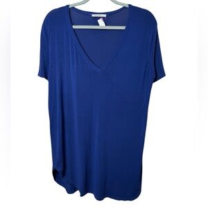 🍁 Yellow Chair Elegant Royal Blue V-Neck Tee